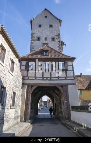 Mittelalterliches Untertor, Kern um 1400, erweitert im 16. Jahrhundert, Mainbernheim, Unterfranken, Bayern, Deutschland, Europa Stockfoto