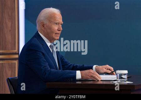 Washington, Usa. September 2024. US-Präsident Joe Biden kommentiert die Auftaktveranstaltung der Content-Serie Investing in America im South Court Auditorium in Washington, DC, USA, am 3. September 2024. Foto von Chris Kleponis/Pool über CNP/ABACAPRESS. COM Credit: Abaca Press/Alamy Live News Stockfoto