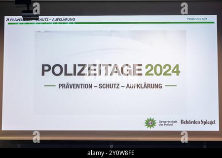 Polizeitage 2024 Prävention Schutz Aufklärung 04.09.2024, Politik, Polizei: Polizeitag 2024 im Tulip Inn Hotel in Düsseldorf. Motto des Polizeitages in Düsseldorf. Foto:Kirchner-Media/TH *** Polizeitage 2024 Präventionsschutz Bildung 04 09 2024, Politik, Polizeitag 2024 im Tulip Inn Hotel Düsseldorf Motto des Polizeitages in Düsseldorf Foto Kirchner Media TH Copyright: XKirchner-Media/THX Stockfoto