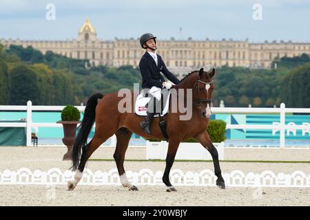 SNIKUS Rihards (LAT), 3. SEPTEMBER 2024 - Pferdesport : individuelles Ereignis der Klasse I während der Paralympischen Spiele in Paris 2024 im Chateau de Versailles in Versailles, Frankreich. (Foto von AFLO SPORT) Stockfoto
