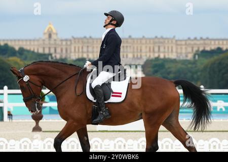 SNIKUS Rihards (LAT), 3. SEPTEMBER 2024 - Pferdesport : individuelles Ereignis der Klasse I während der Paralympischen Spiele in Paris 2024 im Chateau de Versailles in Versailles, Frankreich. (Foto von AFLO SPORT) Stockfoto