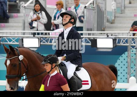 SNIKUS Rihards (LAT), 3. SEPTEMBER 2024 - Pferdesport : individuelles Ereignis der Klasse I während der Paralympischen Spiele in Paris 2024 im Chateau de Versailles in Versailles, Frankreich. (Foto von AFLO SPORT) Stockfoto