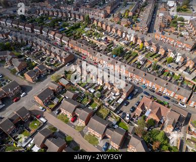 Wohnungen in Crewe, Cheshire, England, aus der Vogelperspektive Stockfoto