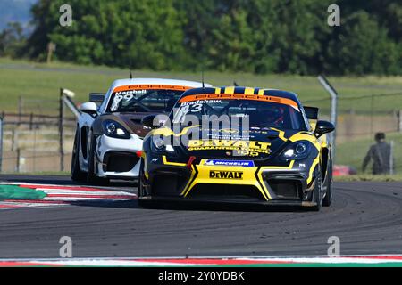 Thomas Bradshaw, Porsche 718 Cayman GT4 RS Clubsport, Toro Verde GT, Porsche Sprint Challenge Großbritannien 2024, eine einzige Markenserie mit allen Antriebssystemen Stockfoto