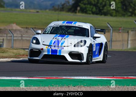 William Rochford, Porsche 718 Cayman GT4 Clubsport, Total Control Racing, Porsche Sprint Challenge Großbritannien 2024, eine einzige Marque-Serie mit allen Stockfoto