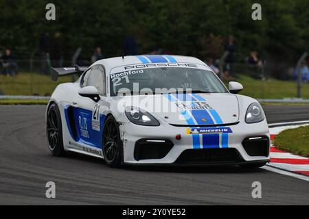 William Rochford, Porsche 718 Cayman GT4 Clubsport, Total Control Racing, Porsche Sprint Challenge Großbritannien 2024, eine einzige Marque-Serie mit allen Stockfoto