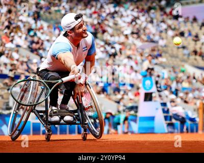 Paris, 4. September 2024, Paralympics Rollstuhl-Tennis-Veranstaltung. Gustavo Fernandez (ARG) (Foto: Frank Molter) Stockfoto