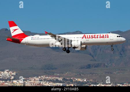 Airbus A321 Flugzeug der Austrian Airlines Airline landet am Flughafen Gando auf Gran Canaria. Stockfoto