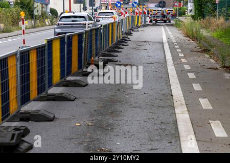 Brüssel, Belgien September 2024. Ein verbarrikadierter Radweg, am Mittwoch, den 4. September 2024 in Brüssel. BELGA FOTO NICOLAS MAETERLINCK Credit: Belga News Agency/Alamy Live News Stockfoto