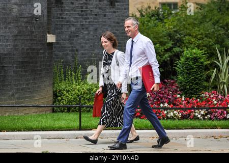 London, Großbritannien. September 2024. Peter Kyle, Staatssekretär für Wissenschaft, Innovation und Technologie, Abgeordnete Hove und Portslade gehen heute Nachmittag die Downing Street hinauf, um auf Nr. 10 zu kommen. Quelle: Imageplotter/Alamy Live News Stockfoto