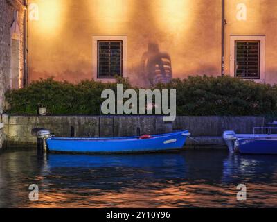 Abend in Riva del Garda Stockfoto