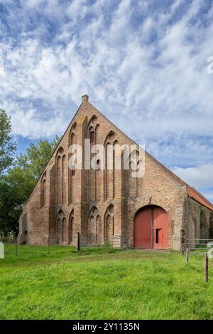 Gotische Zehntscheune des Klosters Ter Doest in Lissewege bei Brügge, Westflandern, Belgien Stockfoto