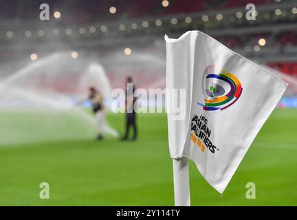 QUALIFIKATION zur FIFA-WELTMEISTERSCHAFT 2026 – Team-Training in KATAR bewässert das Spielfeld im Ahmad bin Ali Stadion vor dem Training vor der Qualifikation zur FIFA-Weltmeisterschaft 2026 AFC Asien 3. Runde Gruppenspiel zwischen Katar und den Vereinigten Arabischen Emiraten im Ahmad bin Ali StadiumÊin Al Rayyyan, Katar, am 4. September 2024. DOHA Katar Copyright: XNOUSHADx Stockfoto