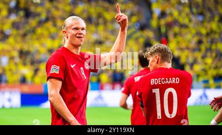 Norwegen Erling Haaland feiert sein Tor während des Spiels in der Nations League zwischen Schweden und Norwegen am 5. Juni 2022 in der Friends Arena in Solna Stockfoto