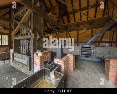 Pochwerk im historischen Kupferbergwerk Düppenweiler, Gemeinde Beckingen, Landkreis Merzig-Wadern, Saarland Stockfoto