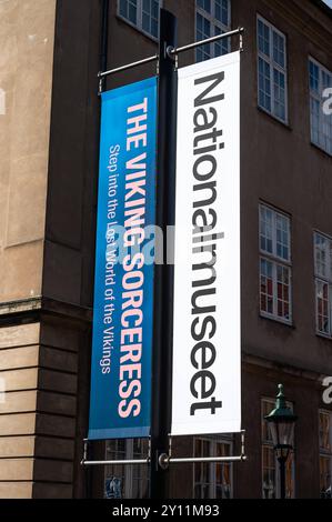 Kopenhagen, Dänemark, 24. Juli 2024 - Zeichen des Nationalmuseums Stockfoto