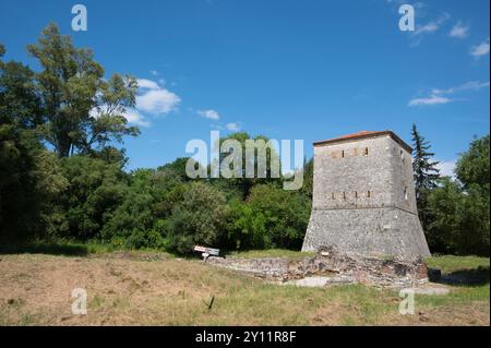 Albanien, Balkanhalbinsel, Südosteuropa, Republik Albanien, Südalbanien, Saranda Nationalpark, Butrint, Weltkulturerbe, Ruinen, Parku Kombetar i Butrintit, venezianischer Turm Stockfoto