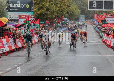 Cotiello, Spanien. 4. September 2024 - Kaden Groves (Alepcin Deceuninck) Vuelta Ciclista a España 2024. Quelle: Javier Fernández Santiago / Alamy Live News Stockfoto