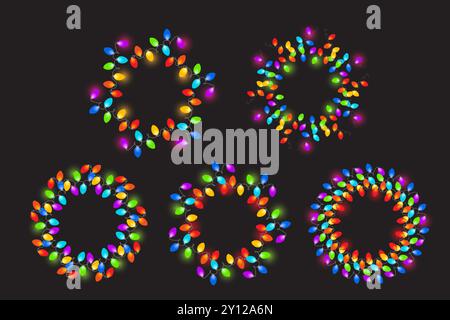 Set mit 5 runden Lichtern in Farbe. Glühende weihnachtslichter auf dunklem Hintergrund. Vektor-Illustration festliche Stränge von Weihnachtslichtern. Stock Vektor