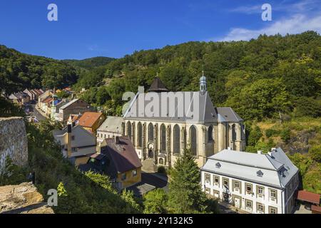 Krupka (deutsch: Graupen) ist eine Stadt im ustecky Kraj in der Tschechischen Republik. Die gut erhaltene Denkmalzone mit Gebäuden aus Gotik und Rena Stockfoto