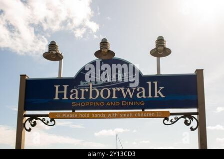 Das historische Georgetown, South Carolina, bietet interessante Geschäfte, Cafés, Restaurants, Bars und Bootstouren. Stockfoto