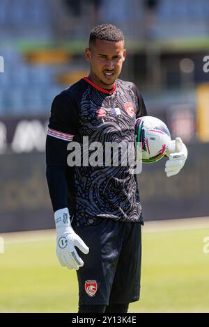 Rio Maior, Portugal. August 2024. Gabriel Batista (CD Santa Clara) wurde während des Liga-Portugal-Spiels zwischen Casa Pia AC und CD Santa Clara im Estadio Municipal Rio Maior gesehen. Endergebnis: Casa Pia 0:2 Santa Clara. Quelle: SOPA Images Limited/Alamy Live News Stockfoto