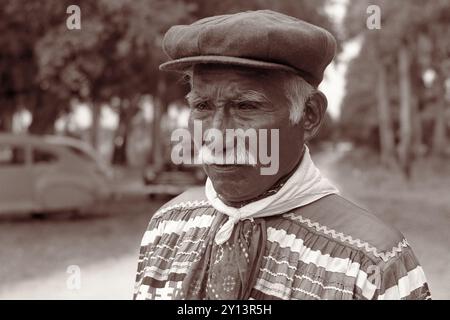 Billy Bowlegs III. (1862–1965), ehemaliger Stammeshistoriker der Florida Seminolen im Jahr 1958. (USA) Stockfoto