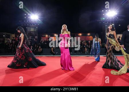 Venedig, Italien. September 2024. Gäste besuchen den roten Teppich „Diva Futura“ beim 81. Internationalen Filmfestival von Venedig am 4. September 2024 in Venedig, Italien. (Foto: Gian Mattia D'Alberto/LaPresse) Credit: LaPresse/Alamy Live News Stockfoto