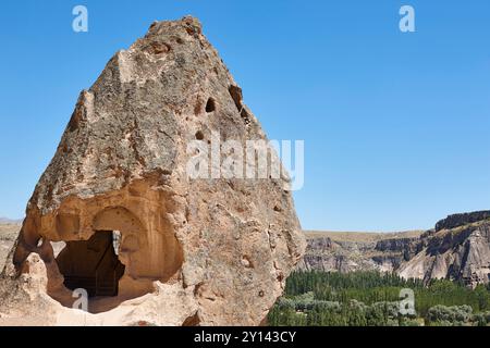 Häuser in den Fels gehauen. Ilhara. Selime Dorf, Kappadokien, Türkei Stockfoto