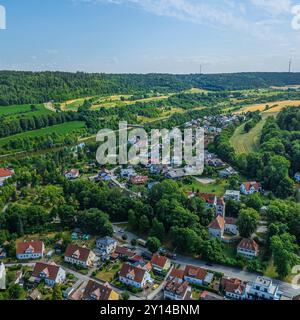 Das schöne Städtchen Beilngries im bayerischen Altmühltal von oben Stockfoto