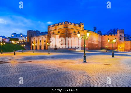 Rabat, Marokko. Sonnenuntergang mit Kasbah der Udayas, mittelalterliche marokkanische Festung in Nordafrika Stockfoto