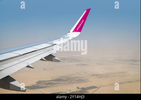 ABU DHABI - 28. März: Winglet des Wizz Air Airbus A321neo am 28. März 2003. 2024 in den VAE Stockfoto