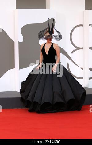 Italien, Lido di Venezia, 4. September 2024: Lady Gaga besucht einen roten Teppich für 'Joker: Folie a Deux' während des 81. Internationalen Filmfestivals von Venedig am 4. September 2024 in Venedig. Foto © Ottavia Da Re/Sintesi/Alamy Live News Stockfoto