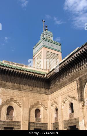Innenhof der Medrassa El Bouanania in Fes Stockfoto