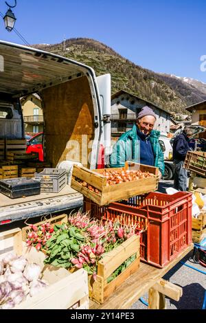 Market, Abries, regionaler Naturpark Queyras, Provence-Alpes-Côte d'Azur, Département Hautes-Alpes, Bezirk Briancoon, Frankreich, Europa. Stockfoto