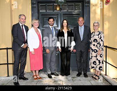 Karlstad, Schweden. September 2024. KARLSTAD, SCHWEDEN 20240905Prinz Carl Philipp und Prinzessin Sofia nehmen an einem Mittagessen in Almengården Teil. Der Herzog und die Herzogin besuchen Värmland. Foto: Fredrik Sandberg/TT/Code 10080 Credit: TT News Agency/Alamy Live News Stockfoto