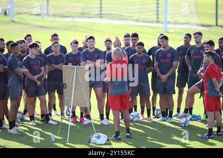 Recife, Brasilien. September 2024. PE - RECIFE - 09/04/2024 - SPORT, TRAINING - Sportspieler beim Mannschaftstraining im CT des Vereins, diesen Mittwoch (4). Das Team bereitet sich auf Avai in der brasilianischen Meisterschaft der Serie B 2024 vor. Foto: Marlon Costa/AGIF Credit: AGIF/Alamy Live News Stockfoto