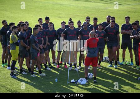 Recife, Brasilien. September 2024. PE - RECIFE - 09/04/2024 - SPORT, TRAINING - Sportspieler beim Mannschaftstraining im CT des Vereins, diesen Mittwoch (4). Das Team bereitet sich auf Avai in der brasilianischen Meisterschaft der Serie B 2024 vor. Foto: Marlon Costa/AGIF Credit: AGIF/Alamy Live News Stockfoto