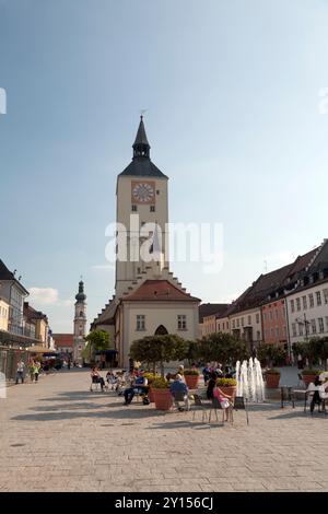 Deutschland, Bayern, altes Rathaus und Marktplatz, traditionelles bayerisches Gebäude. Stockfoto