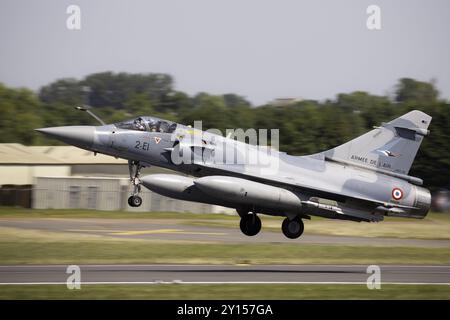 Die französische Luftwaffe Mirage 2000 bei der Royal International Air Tattoo 2024. Stockfoto