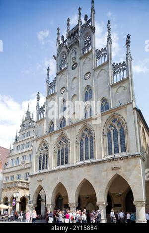 Historisches Rathaus am Prinzipalmarkt in Münster, Nordrhein-Westfalen. Stockfoto