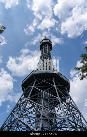 Petrin Aussichtsturm in Prag, Tschechische Republik. Stockfoto