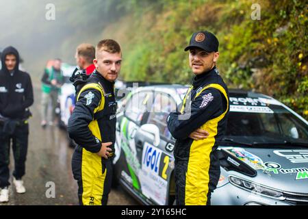 Morzine, Frankreich. September 2024. FACCHINETTI Amaury, DEGUS Corentin, Renault Clio Rally5, Porträt während der Rallye Mont-Blanc Morzine 2024, 6. Runde des Championnat de France des Rallyes 2024, vom 6. Bis 9. September in Morzine, Frankreich - Foto Bastien Roux/DPPI Credit: DPPI Media/Alamy Live News Stockfoto