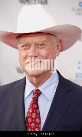 Larry Hagman 2012 bei der Eröffnungsnacht des TCM Classic Film Festivals von Cabaret, die am 12. April 2012 im Grauman's Chinese Theater in Los Angeles stattfand. Stockfoto