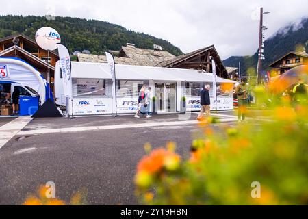 Morzine, Frankreich. September 2024. Village des partenaires, Igol während der Rallye Mont-Blanc Morzine 2024, 6. Runde des Championnat de France des Rallyes 2024, vom 6. Bis 9. September in Morzine, Frankreich - Foto Bastien Roux/DPPI Credit: DPPI Media/Alamy Live News Stockfoto