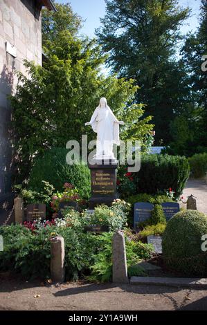 Sörup, Kreis Schleswig-Flensburg die St.-Marien-Kirche in Sörup in der Gemeinde Sörup in Angeln im Kreis Schleswig-Flensburg. Aufnahme vom 05.09.2024, Sörup, *** Sörup, Landkreis Schleswig Flensburg St. Marienkirche in Sörup in der Gemeinde Sörup in Angeln im Landkreis Schleswig Flensburg Foto aufgenommen am 05 09 2024, Sörup, Stockfoto