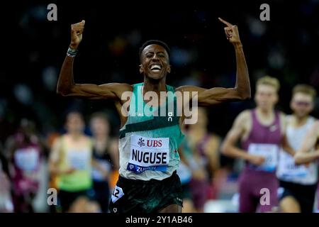 Zürich, Schweiz. September 2024. Zürich, Schweiz, 5. September 2024: Yared Nuguse (USA) feiert seinen Sieg während des 1500m Men Events in der Wanda Diamond League Weltklasse Zürich im Stadion Letzigrund in Zürich. (Daniela Porcelli/SPP) Credit: SPP Sport Press Photo. /Alamy Live News Stockfoto