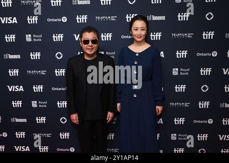 Ein. September 2024. Jia Zhangke, Zhao Tao bei Arrivals für „FANG BY THE TIDES“ Premiere beim Toronto International Film Festival (TIFF) 2025, TIFF Lightbox, Toronto, ON, 05. September, 2024. Quelle: JA/Everett Collection/Alamy Live News Stockfoto