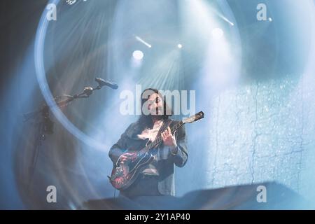 BARCELONA, SPANIEN - Juni 30: Hozier (Blues-Rock-Musiker) tritt am 30. Juni 2024 auf der Bühne im Poble Espanyol auf. Stockfoto