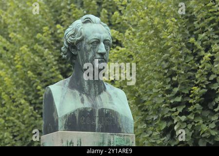 Goethe-Denkmal, Campus-Zentrum Universite, Büste, Skulptur, Johann Wolfgang von Goethe, Inschrift, Universität Straßburg, Unterrhein, Elsass, Frankreich Stockfoto